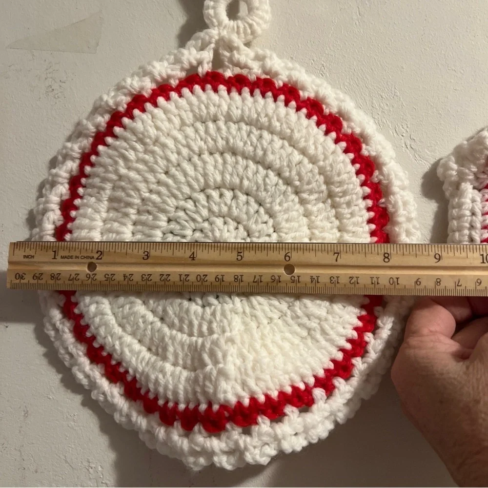 Christmas Hand Crotchet Raised Poinsettia & Holly Design Set Pot Holders W/Loop